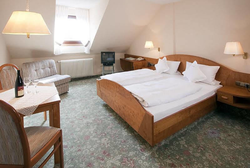 Hotel Zur Krone Beilngries Eksteriør billede
